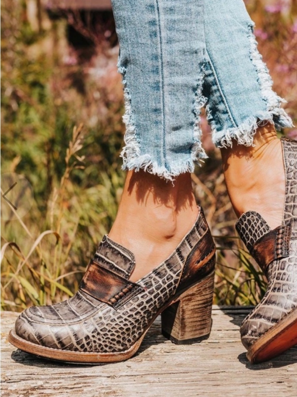 Freebird Bellevue Croc Embossed Heeled Loafers in Stone Grey | 9